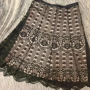 Zinc laced skirt